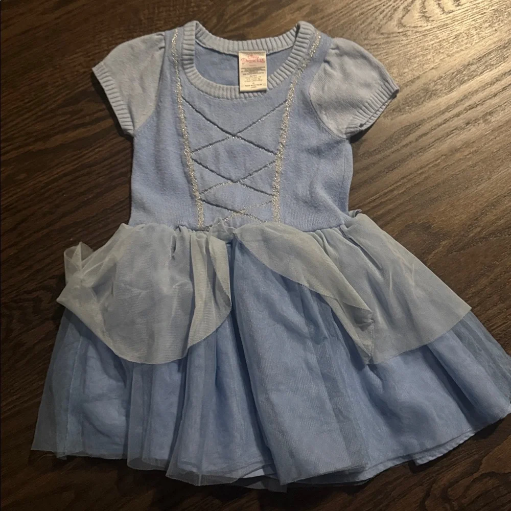 Disney Princess Dresses 4T - Picture 3 of 10